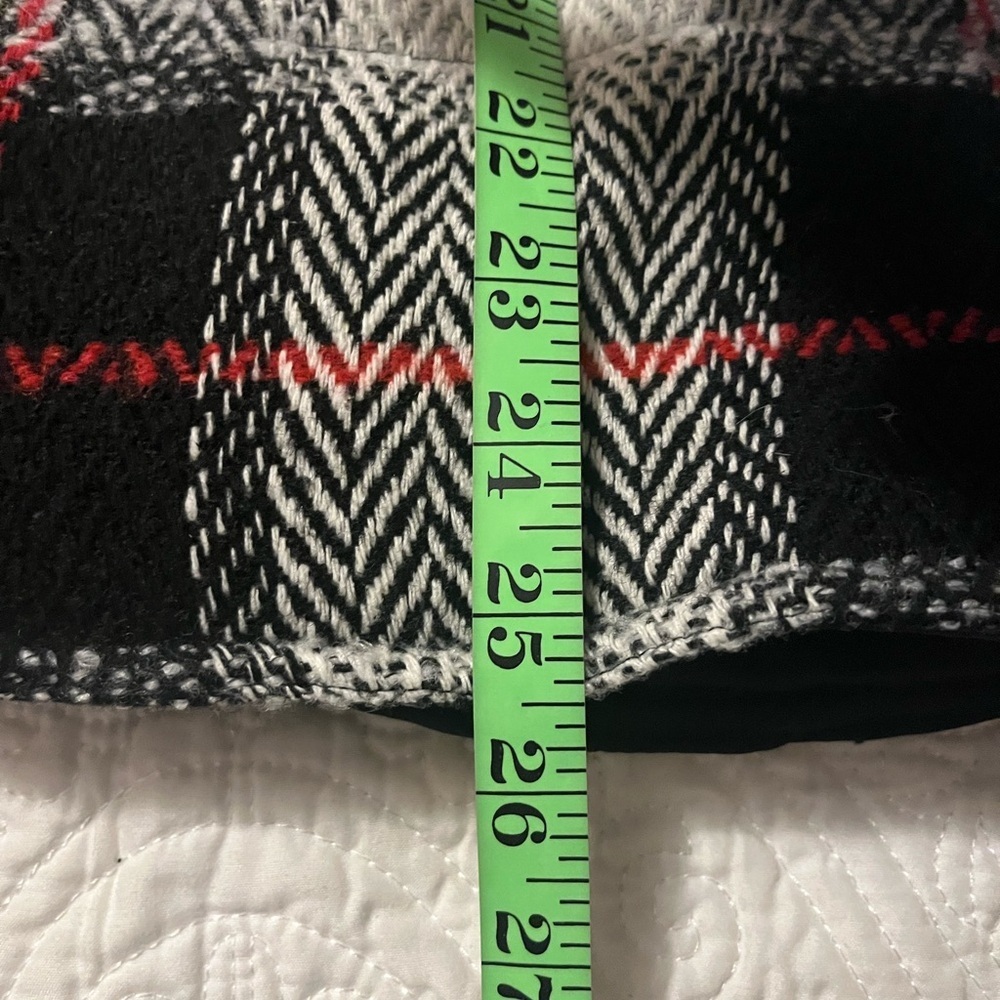 Pulse Boutique Black and White Plaid Vest, size Med - Picture 7 of 8